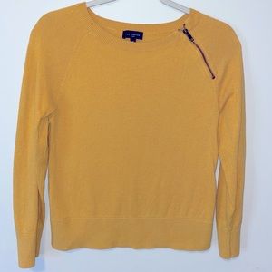 Women’s sweater